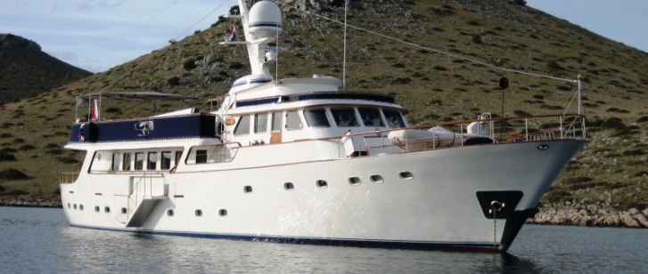 Benetti 33 13