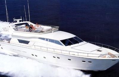 Ferretti 225 11