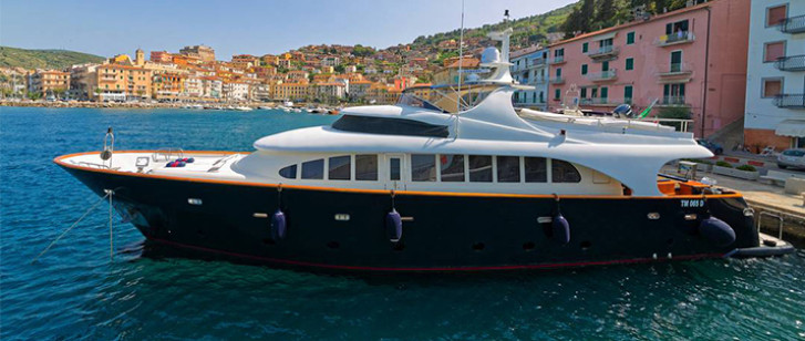 Motor-Yacht-BUGIA-for-Charter-in-Italy-(1a)