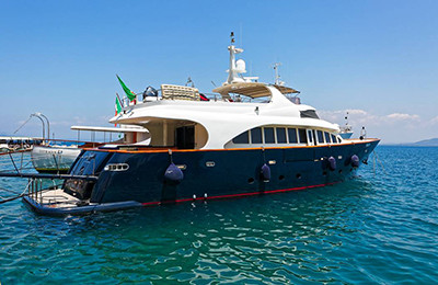 Motor-Yacht-BUGIA-for-Charter-in-Italy-(1b)
