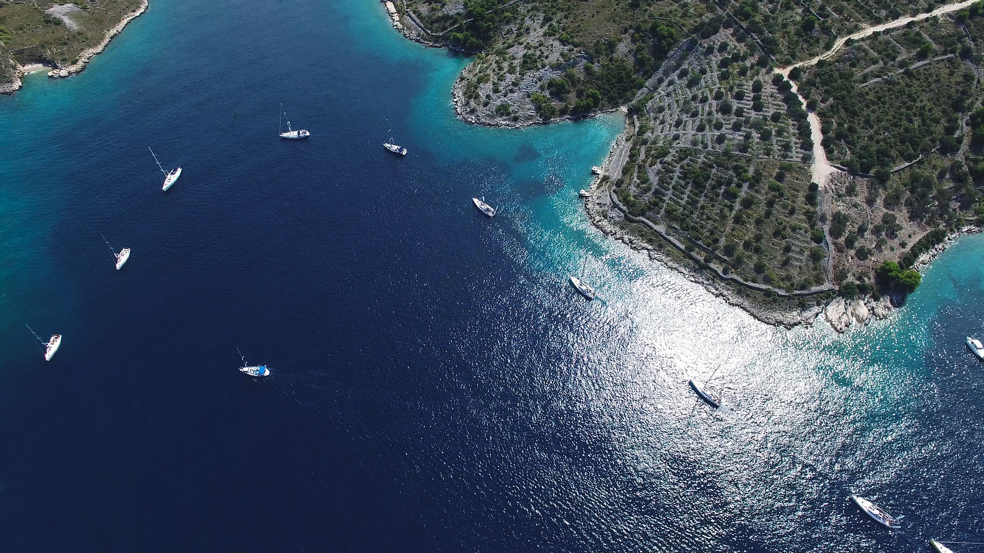 Sailing Croatia Globe Yacht Charter Slide 1